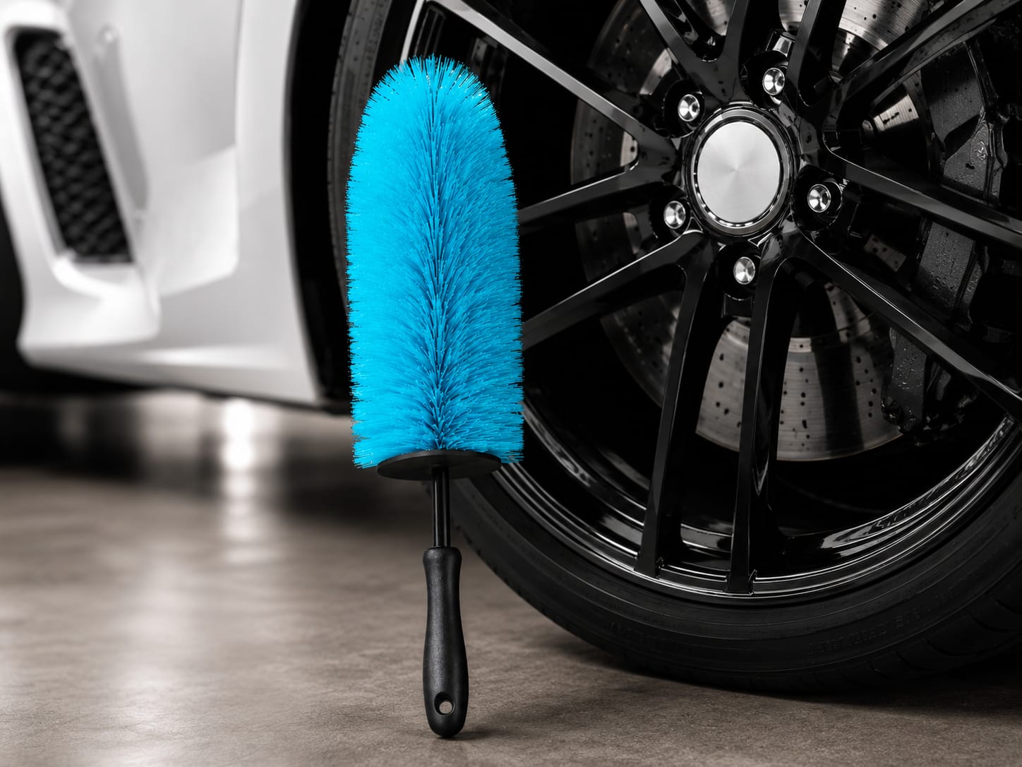 Leviam detailers Wheel Brush-1